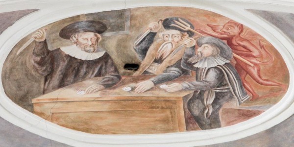 Na sklepieniu są freski z XVIII w., autorstwa franciszkanina Adama Swacha. Na nich sceny profanacji: brodate postaci kłują Hostię nożem. „Kościół powstał w latach 1702-1704, na miejscu kamien