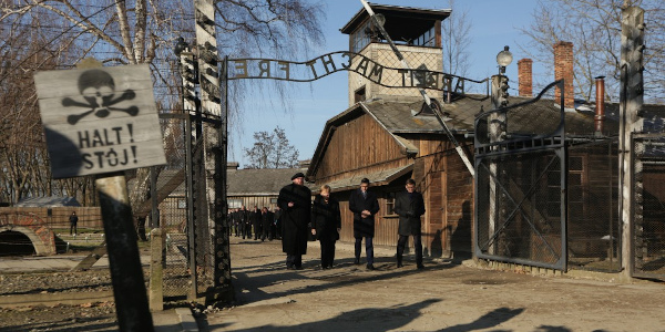 Niemiecka Kanclerz i polski Premier w Miejscu Pamięci Auschwitz na 10-lecie Fundacji Auschwitz-Birkenau