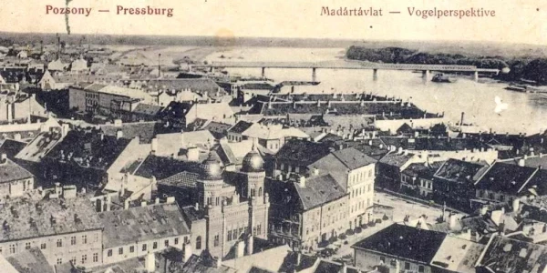 Synagoga Neologiczna w Bratysławie (ówcześnie Pressburg), pocztówka, 1914 r. Wikipedia