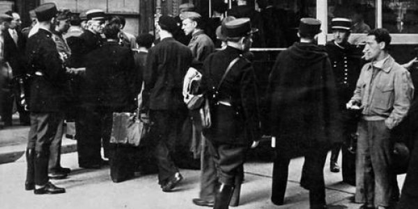 Aresztowania Żydów w Paryżu przez francuską policję, foto: wikipedia/bundesarchiv/lic. CC