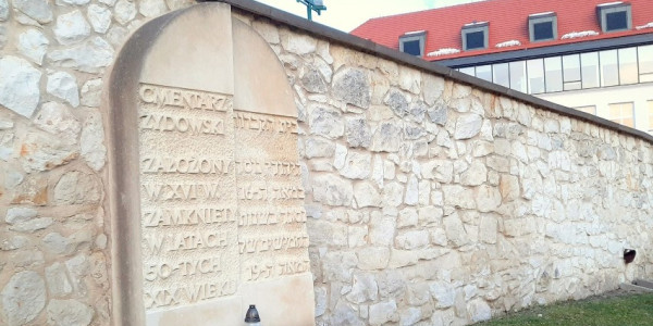 Cmentarz w Kazimierzu Dolnym